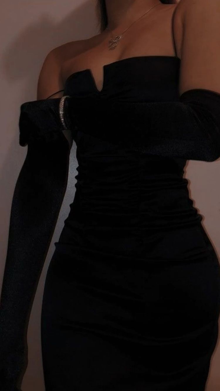 Spaghetti Straps Velvet Short Homecoming Dress Gothic Party Dress