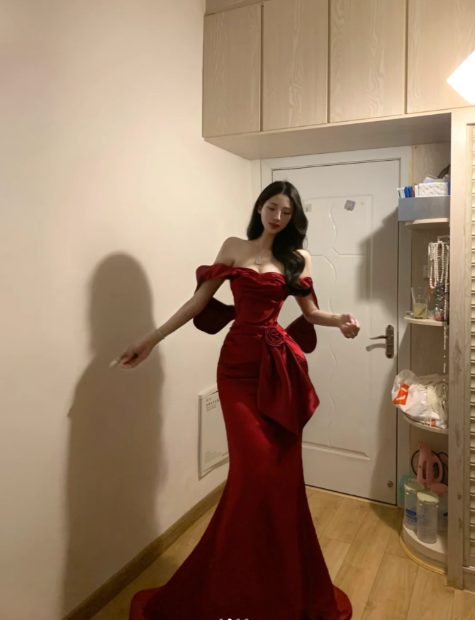 Pretty Red Off The Shoulder Satin Mermaid Long Evening Dress Formal Guest Dress