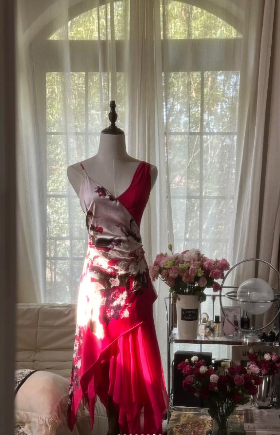 Charming Red V Neck Satin Floral Chiffon Mermaid Long Party Dress Birthday Dress