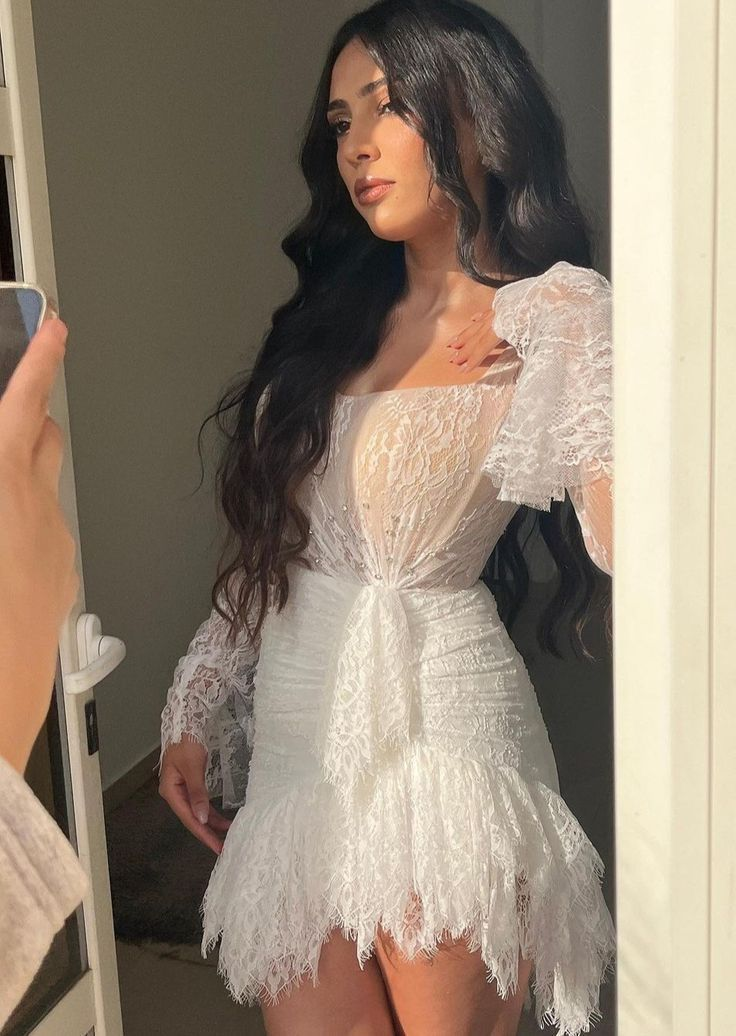 Pretty White Lace Sheath Short Graduation Homecoming Dress 19th Birthday Outfits