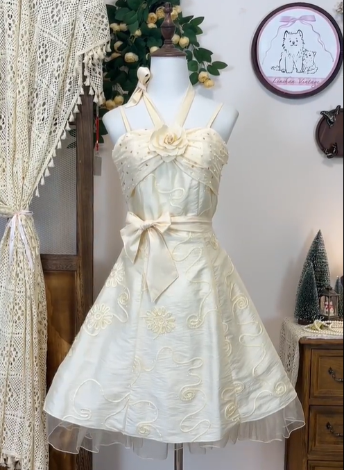 Elegant Light Yellow Satin Tulle Homecoming Dress Straps A Line Mini Party Dress