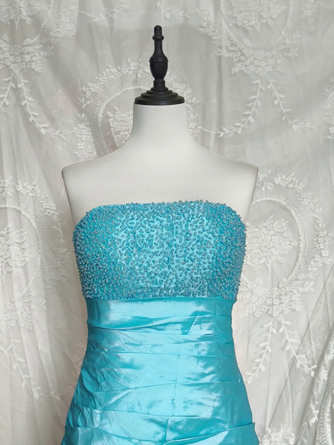 Vintage Blue Strapless Satin Pleated Short Party Dress Rose Flowers Hem Homecoming Dress