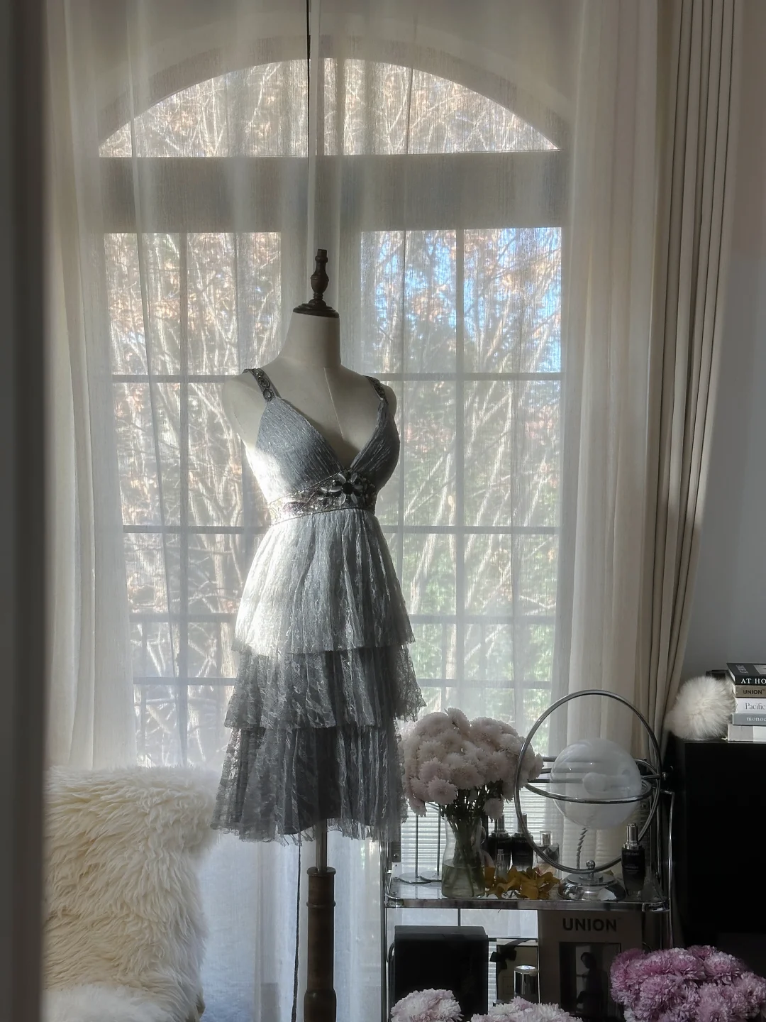 Elegant V Neck Lace Beaded Layered Mini Birthday Outfits Gray A Line Short Homecoming Dress