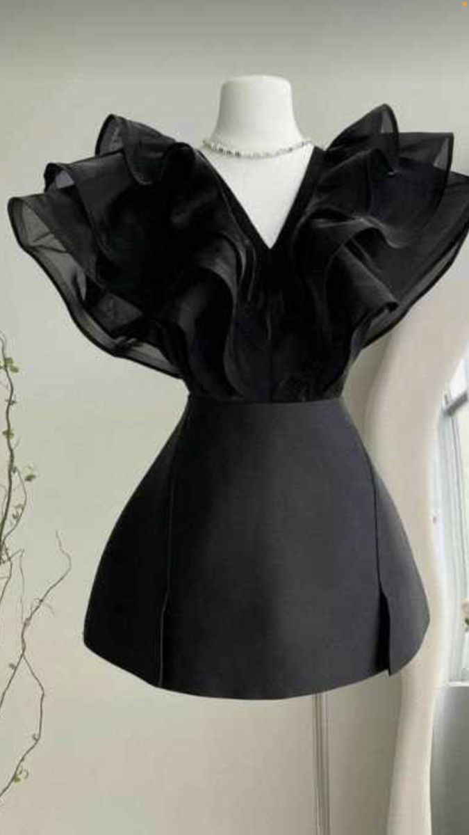 Chic V Neck Organza Satin Black A Line Short Homecoming Dress Birthday Outfits