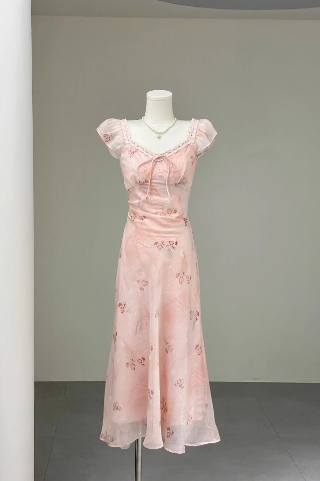 French V-Neck Pink Small Flying Sleeve Floral Dress