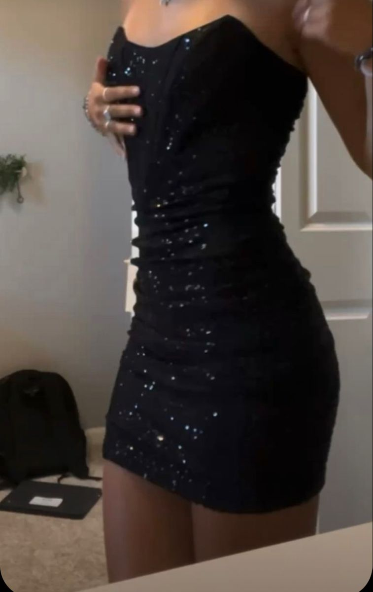 Sparkly Black Strapless Sequin Sheath Cocktail Dress Short Prom Dress Homecoming Dress