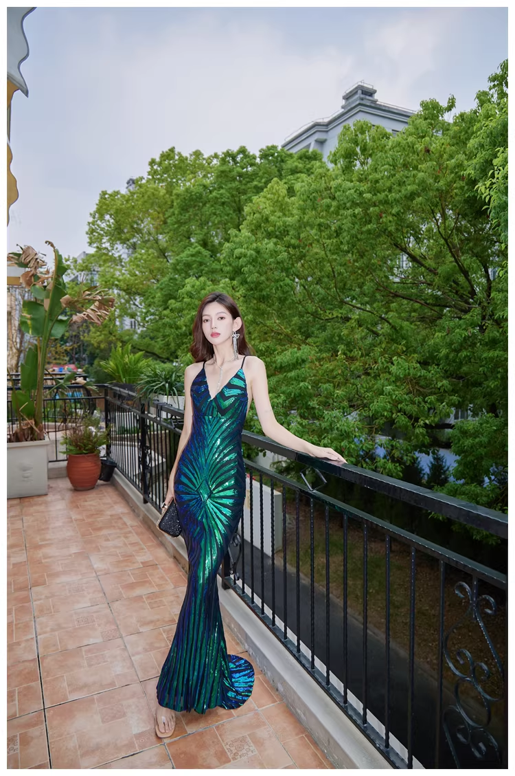 Vintage Green Spaghetti Straps Sequin Mermaid Long Evening Dress Birthday Dress