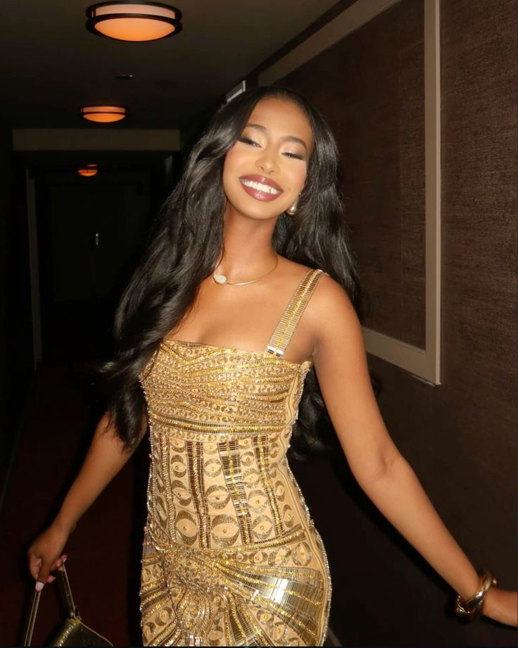 Luxurious Gold Spaghetti Straps Sequin Sheath Cocktail Dress Formal Short Prom Dress Homecoming Dress