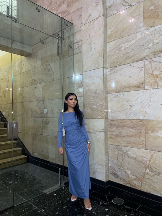 Charming Pure Color Long Sleeves Evening Dress