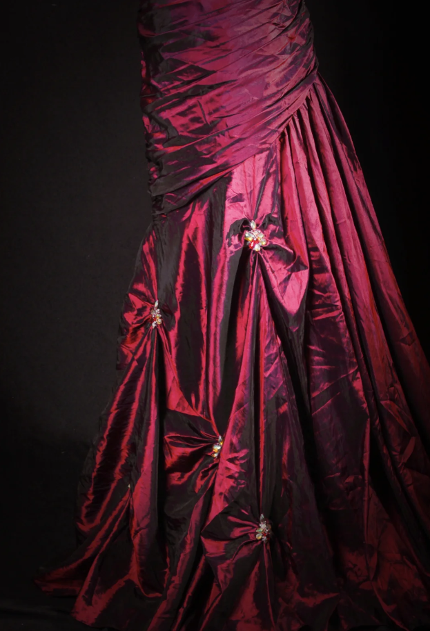 Retro Burgundy Strapless Satin Pleated Mermaid Long Party Dress Birthday Dress With Beads