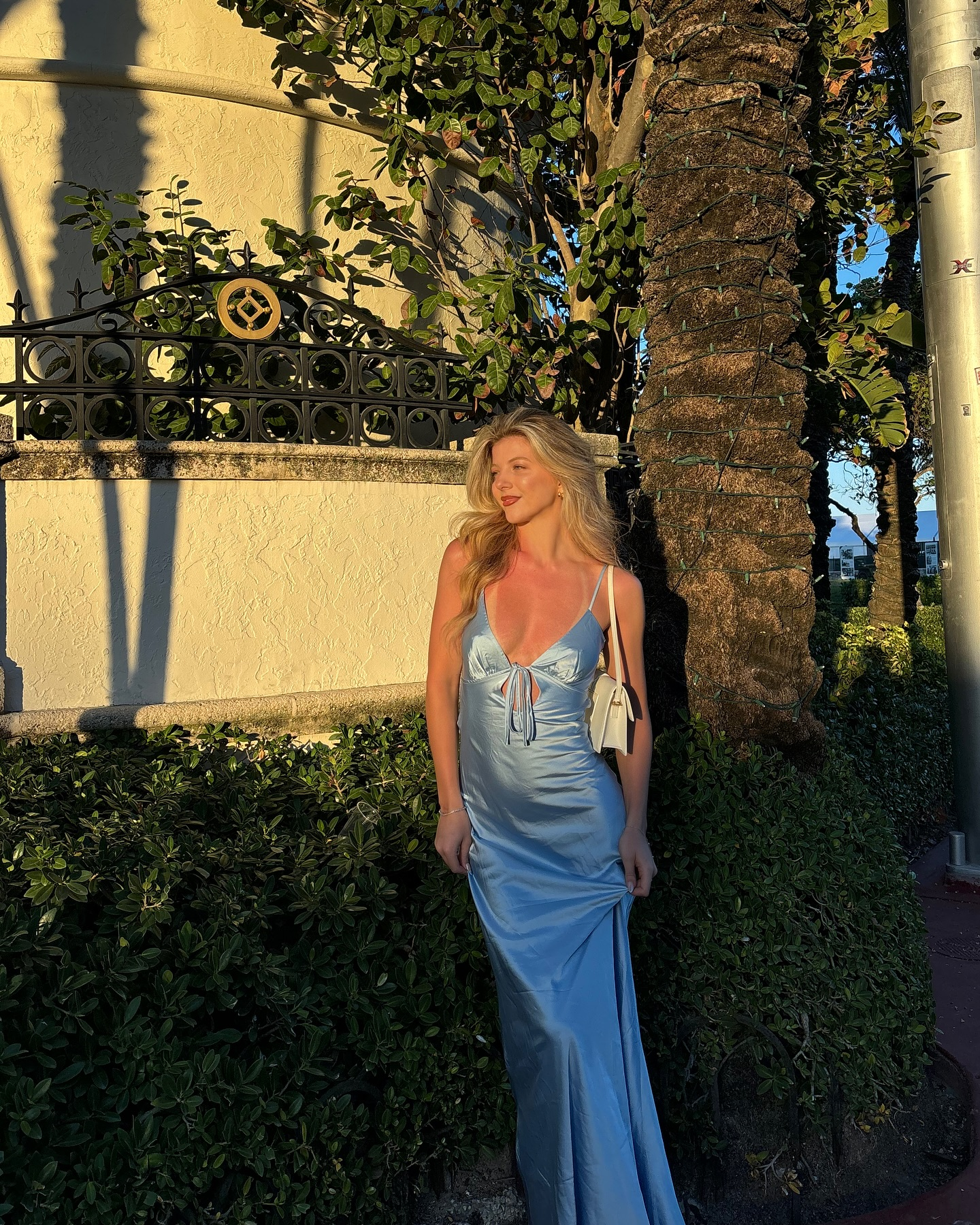 Elegant Spaghetti Straps Blue Satin Mermaid Long Wedding Guest Dress Backless Party Dress Evening Dress