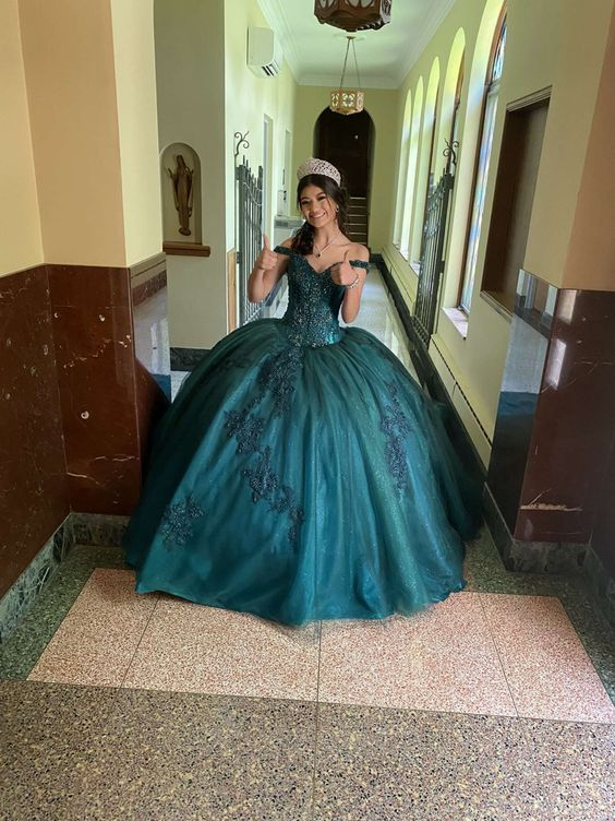 Stunning Green Tulle Appliques Ball Gown Sweet 16 Dress
