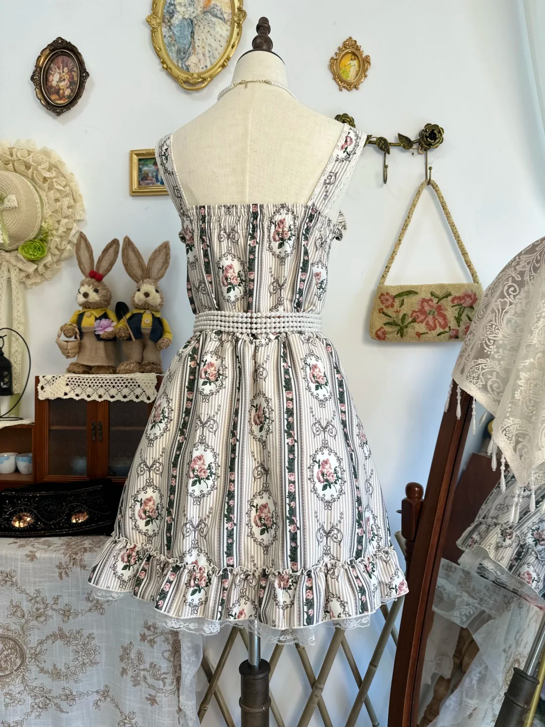 Unique Straps Satin Print Floral Lace Short Birthday Outfits Formal Graduation Homecoming Dress
