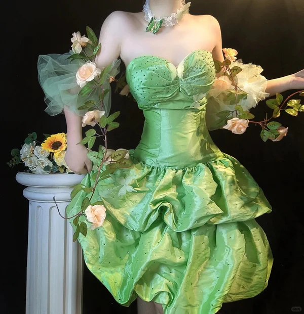 Classy Green Sweetheart Neck Satin A-Line Short Homecoming Dress Birthday Outfits