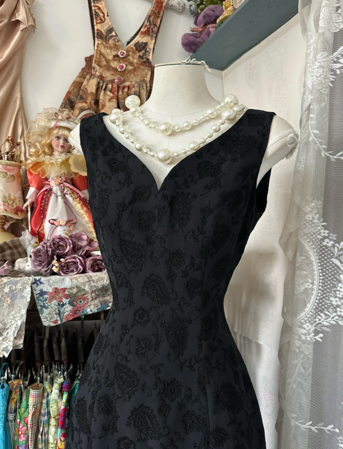 Classy Black Sleeveless Satin Print Floral Mermaid Evening Dress Long Prom Dresses