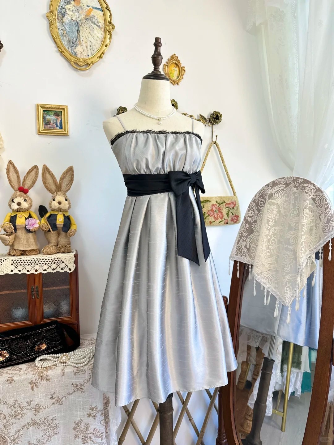 Vintage Silver Gray Satin A Line Short Prom Formal Graduation Homecoming Dress With Bow