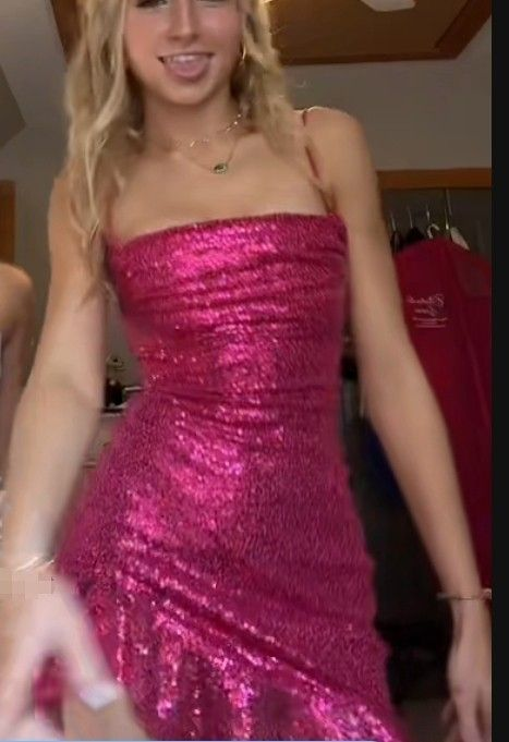 Gorgeous Hot Pink Sequin Ruffle Sheath Short Party Dress Cocktail Dress Formal Homecoming Dress