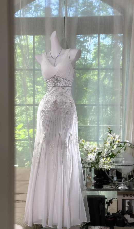 Elegant V Neck White Chiffon Sequin Beaded Mermaid Evening Dress Long Prom Dresses