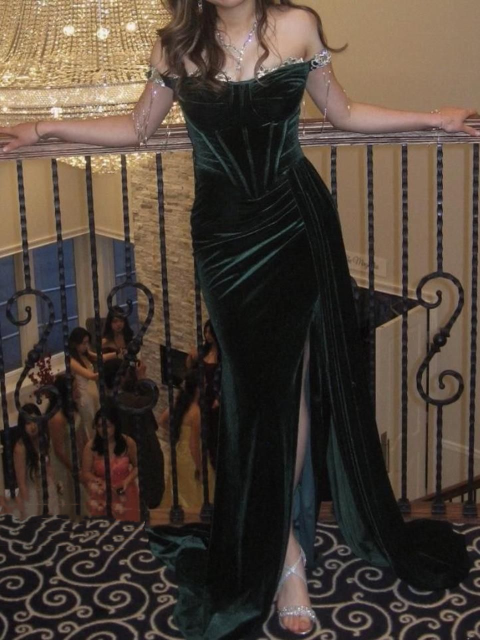 Vintage Off The Shoulder Green Velvet Beaded Mermaid Evening Dress Slit Long Prom Dresses
