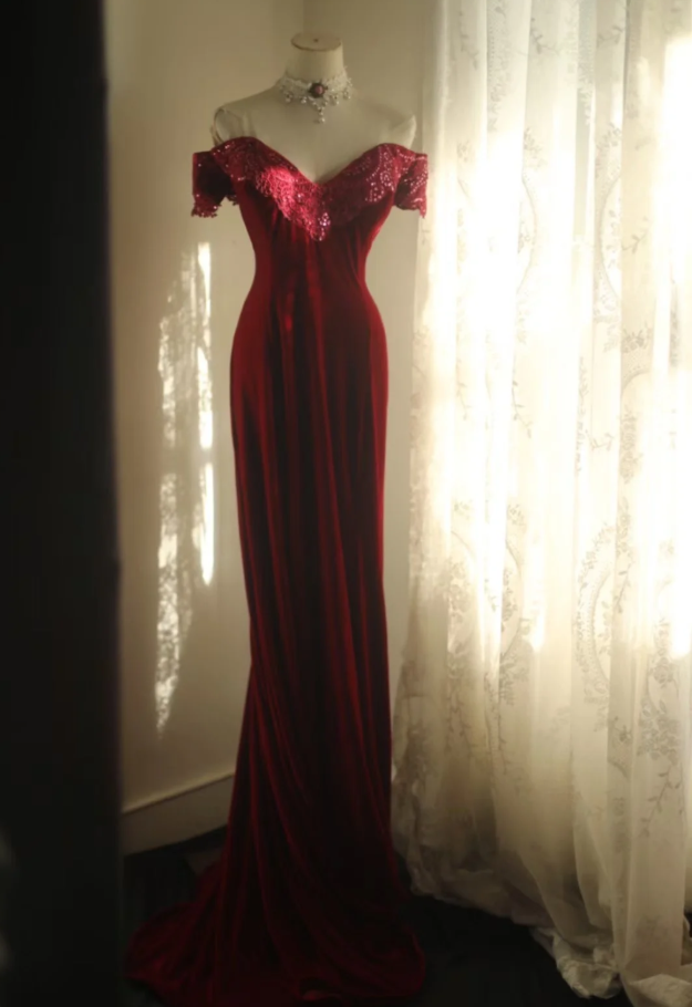 Classy Off The Shoulder Red Velvet Mermaid Long Evening Dress Formal Birthday Prom Dress