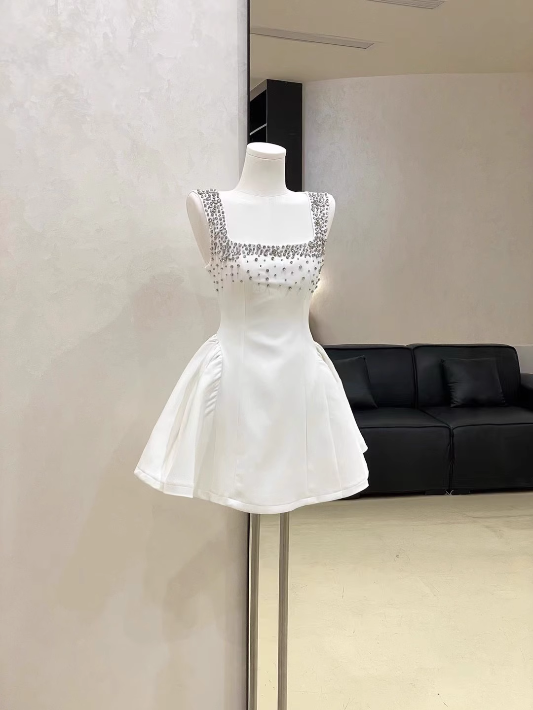 Sexy White Satin Beaded Square Neck A Line Birthday Outfits Vacation Dress