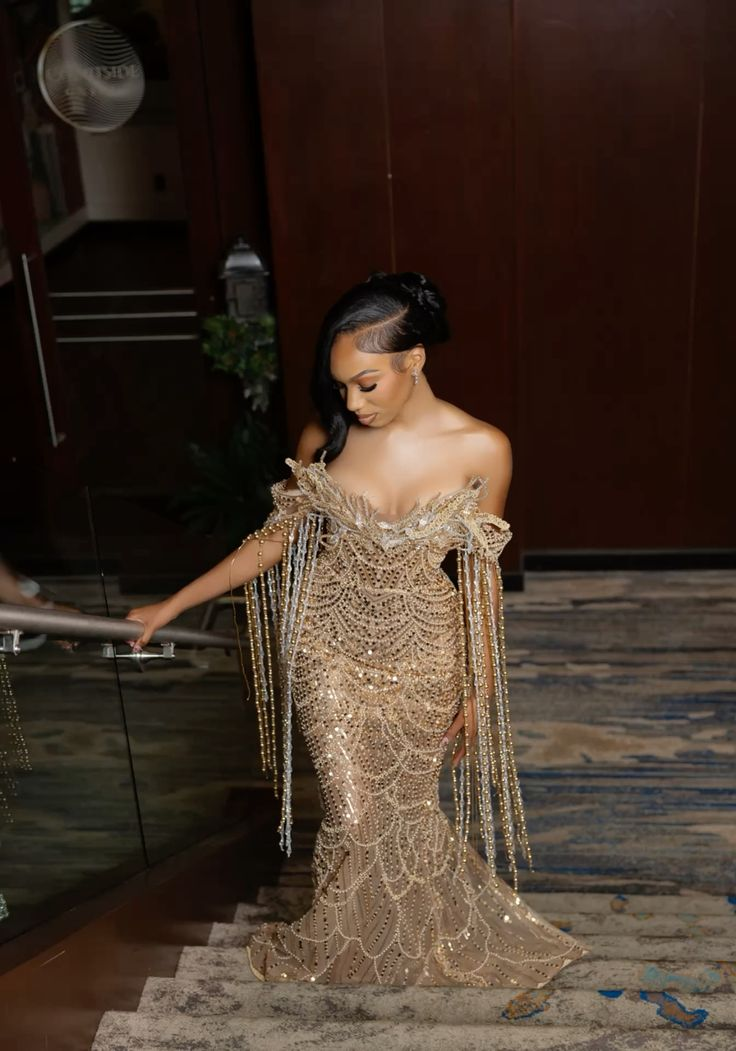 Luxurious Champagne Gold Off The Shoulder Sequin Beaded Mermaid Evening Dress Long Party Dress