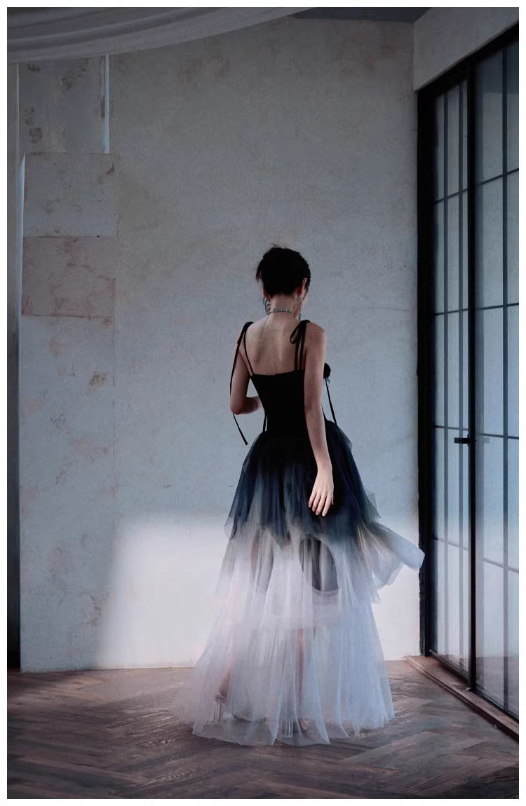 Elegant Spaghetti Straps Ombre Black Tulle Layered A Line Long Party Dress Evening Dress