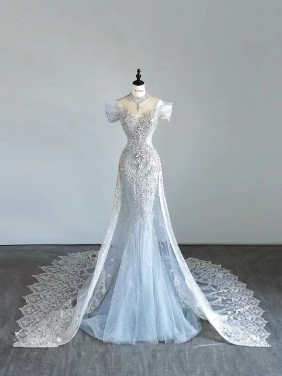 Elegant Mermaid Strapless Long Prom Dress
