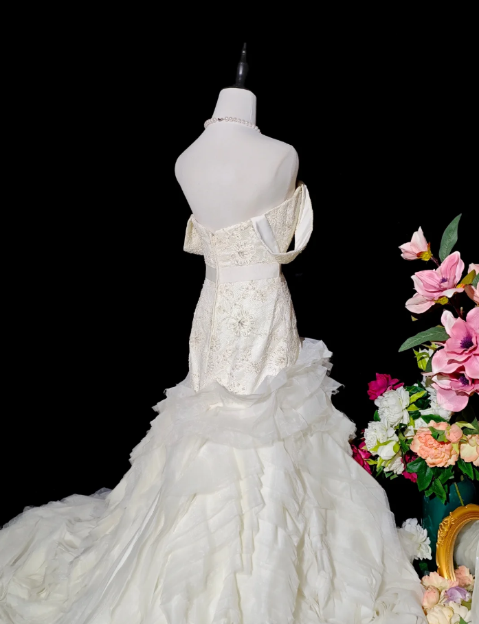 Pretty Spaghetti Straps Satin Appliques Beaded Tulle Pleated Mermaid Long Wedding Dress Bridal Dress