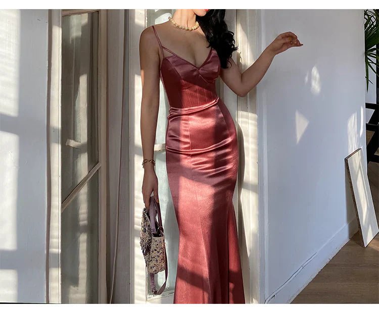 Vintage Red Brown Mermaid Deep V Halter Backless Satin Long Prom Dress Evening Dress