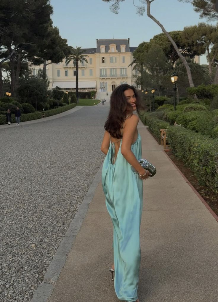 Relaxed Mint Green Loose Spaghetti Strap Backless Satin Long Prom Dress Evening Dress