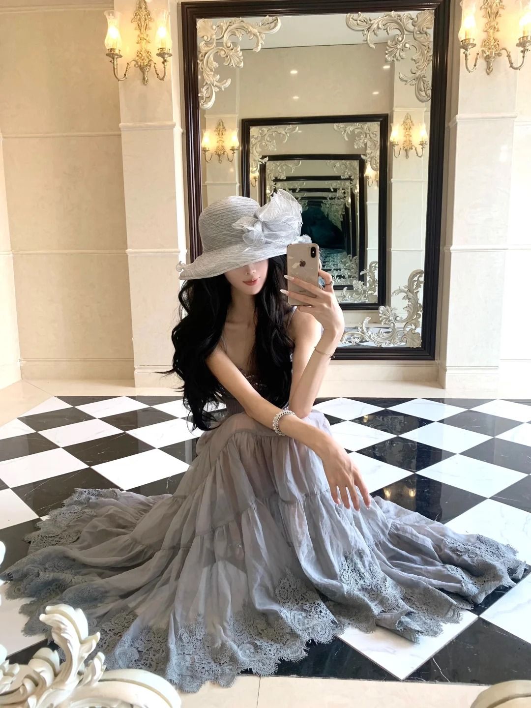 Elegant Smoky Gray A-line Spaghetti Strap Sequined Lace Long Prom Dress Evening Dress