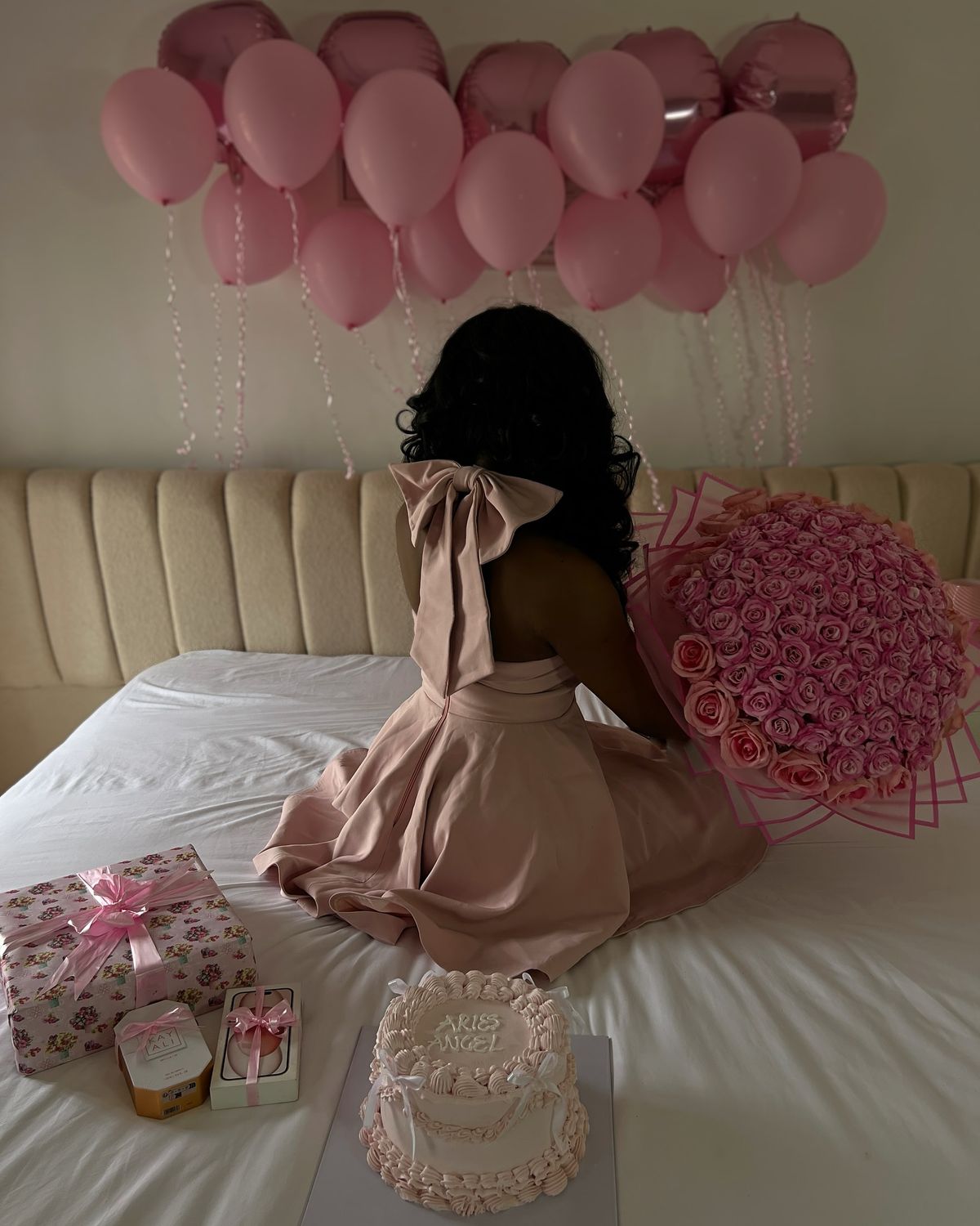 Sweet And Elegant Light Pink Halter Neck Bow Satin 16th Birthday Homecoming Dress