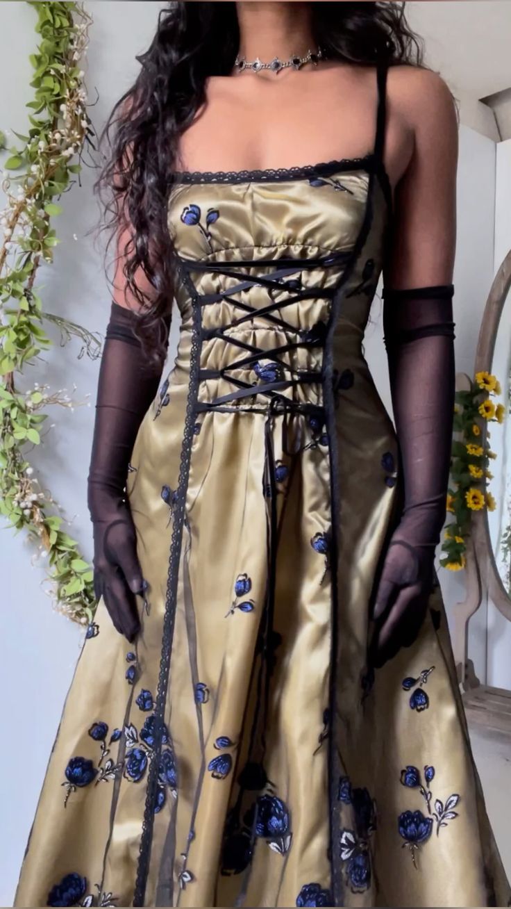 Retro A-line Halter Square Neck Tie Satin Long Prom Dress Evening Dress
