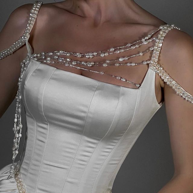 Vintage Ivory Beaded Shoulder Strap Flower Bud 17th Birthday Homecoming Dress