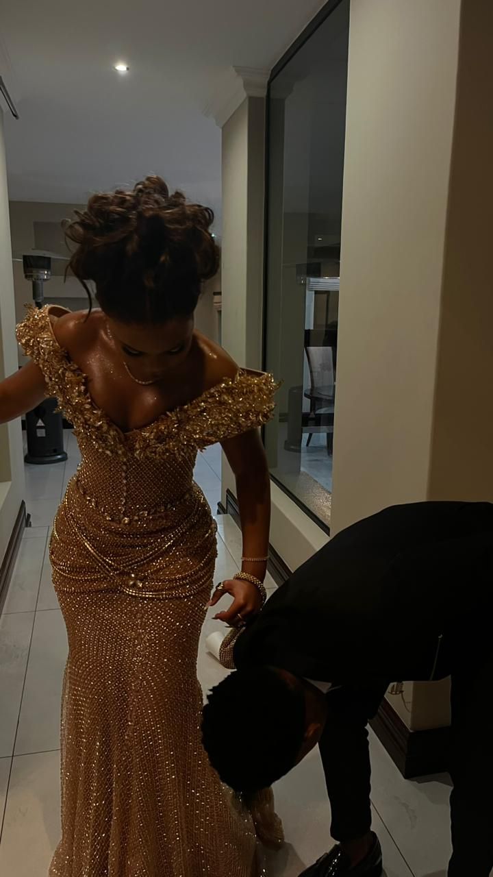 Luxurious Gold Mermaid Off-Shoulder Sequined Long Prom Dress Evening Dress