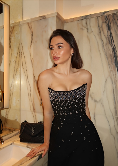 Gorgeous Black Sleeveless Diamond Embellished Waist A-line Satin Birthday Party Homecoming Dress