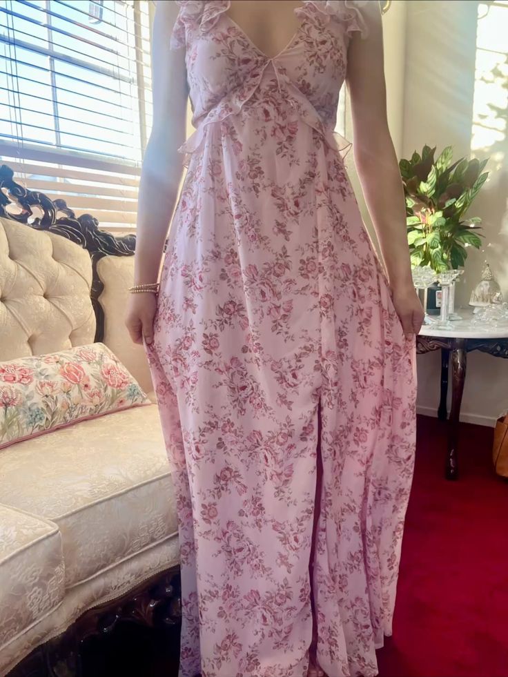 Sweet And Retro Pink Floral A-line Ruffled V-neck Chiffon Long Prom Dress Evening Dress