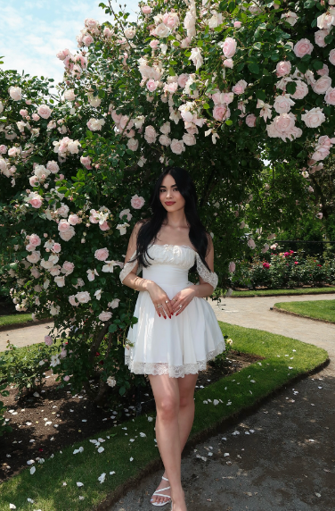 Fresh White Lace Off-the-shoulder Sleeve A-line 17th Birthday Homecoming Dress