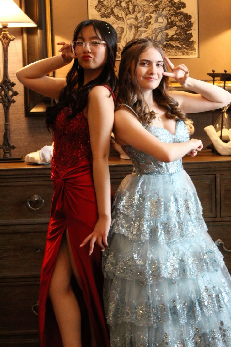 Dreamy Blue A-line Strappy V-neck Ruffled Sequined Tulle Long Prom Dress Evening Dress