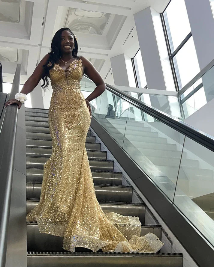 Luxurious And Sparkling Gold Mermaid V-neck Sequined Prom Dress Evening Dress