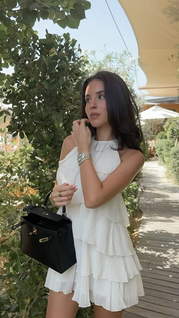 Elegant White High Collar Halter Neck Open Back Multi-layered Ruffle Skirt Chiffon 17th Birthday Homecoming Dress