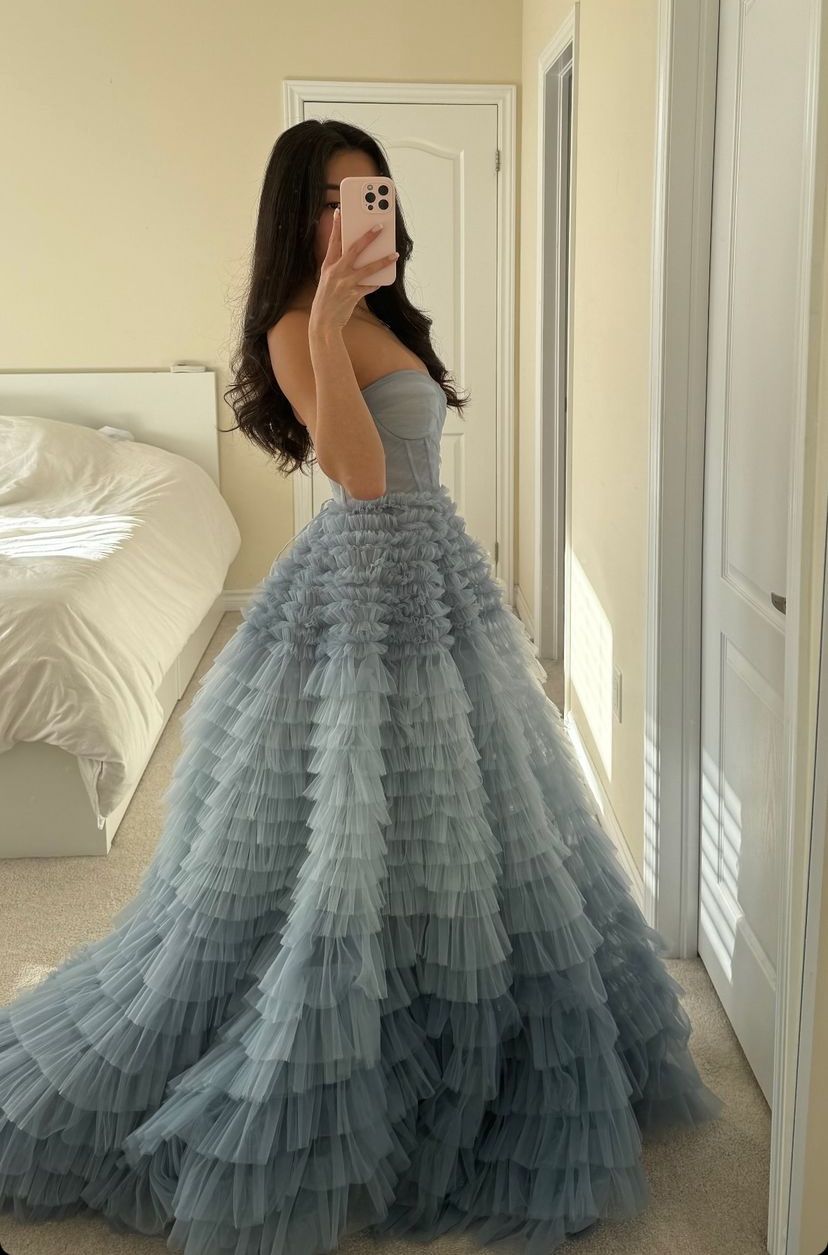 Dreamy Gray-blue A-line Strapless Layered Tulle Long Prom Dress Evening Dress