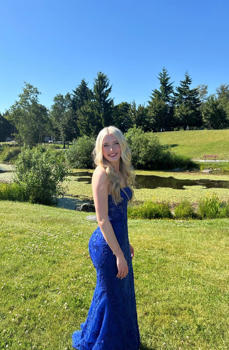 Elegant Royal Blue Mermaid Lace Long Prom Dress Evening Dress