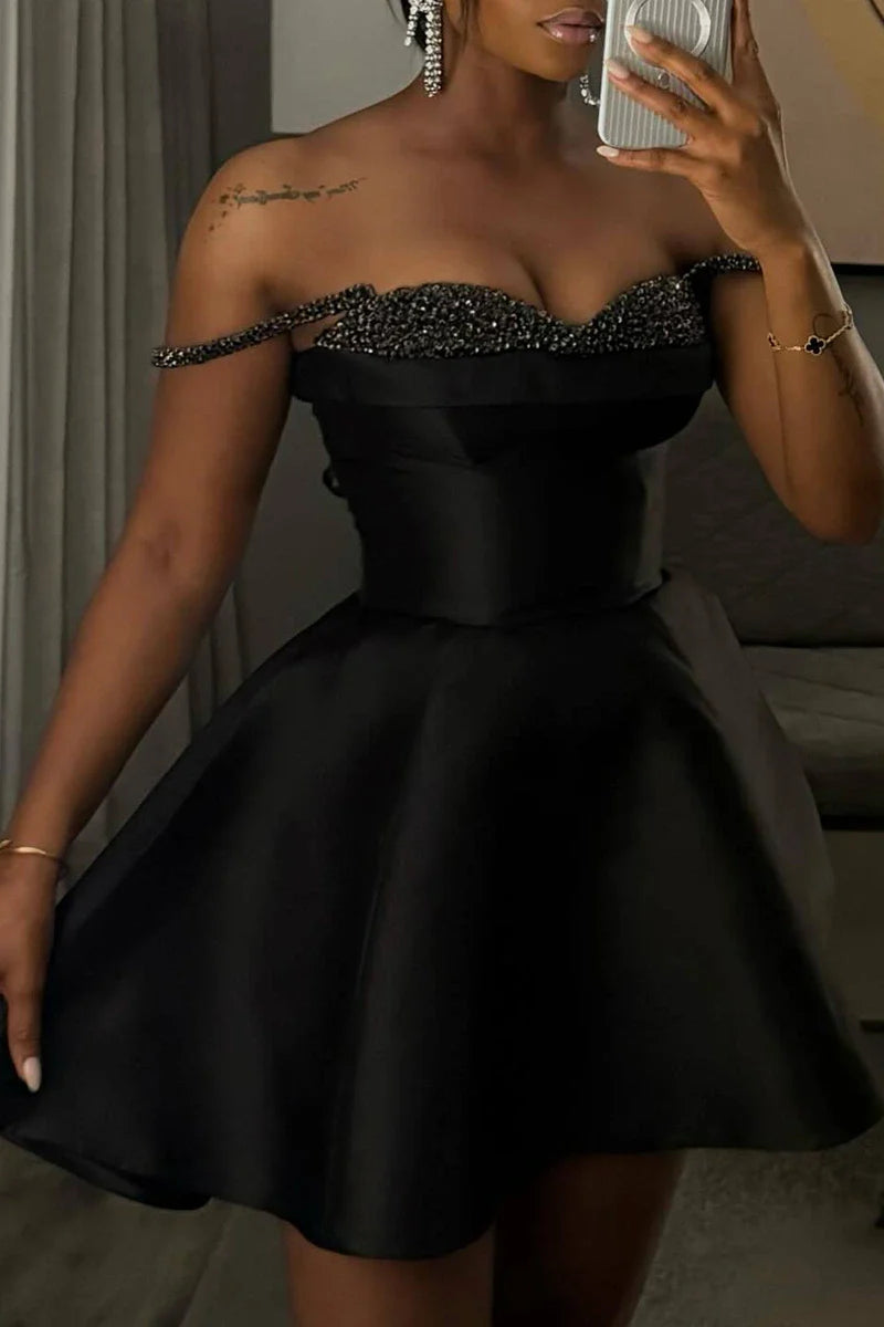 Sexy Strap Sweetheart Neck Black A-Line Birthday Dress Homecoming Dress