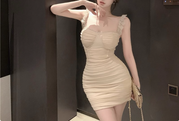 Sexy Slim Fit Lace Strap Hip Homecoming Dress