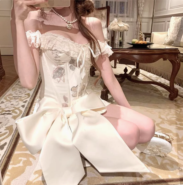 Designer Bow Herringbone Tube Top Satin 17th Birthday Homecoming Dress