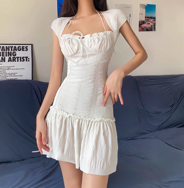 Sexy Low-cut Ruffled Waist Halter Neck A-line 17th Birthday Homecoming Dress