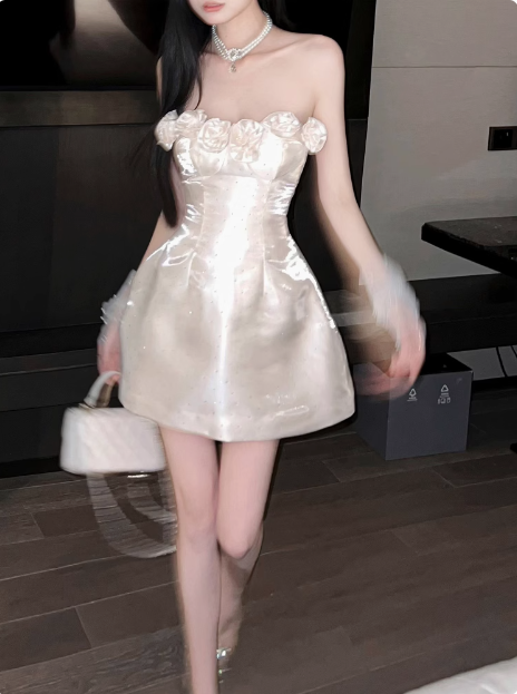 Elegant French Style Tube Top Three-dimensional Flower One Shoulder Satin A-line 17th Birthday Homecoming Dress