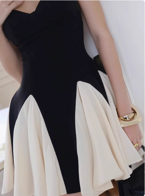 Design Black And White Stitching Suspender Back A-line Birthday Short Skirt Homecoming Dress